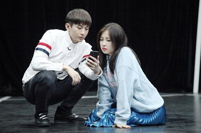 大导张纪中空降《一年级》 虞书欣再显口才天赋