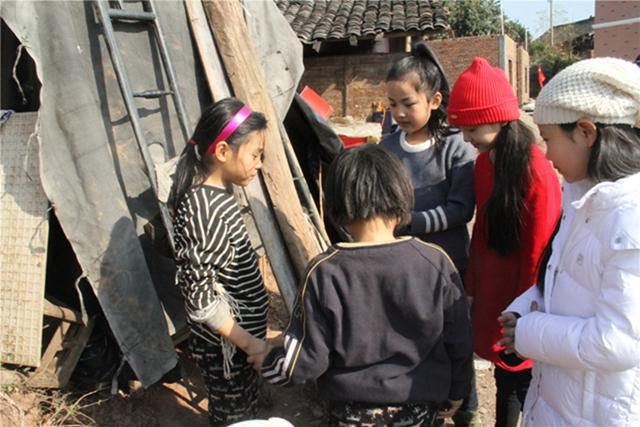 小戏骨《白蛇传》法海带着白素贞山里“修炼”