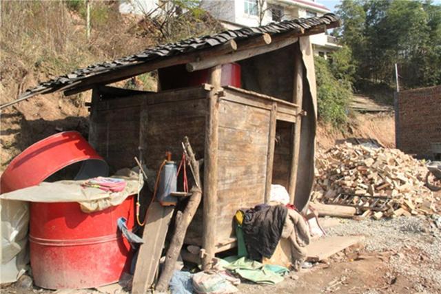 小戏骨《白蛇传》法海带着白素贞山里“修炼”