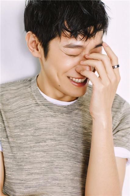 《最亲最爱的人》吴楠本色出演 电台主播