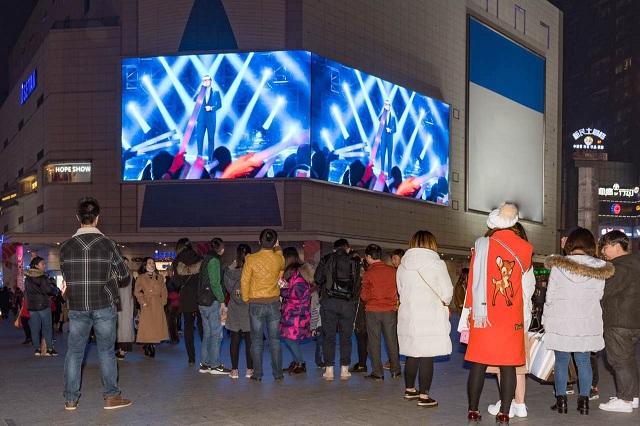 《围炉音乐会》 网友呼吁:魏晨快认黎明做干爹