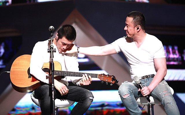 忆快本20年谢娜海涛红眼眶