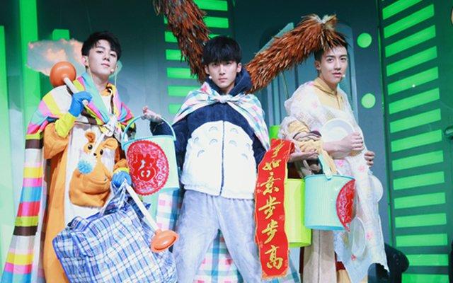 一周综艺：贾乃亮亲传张继科吻戏技巧