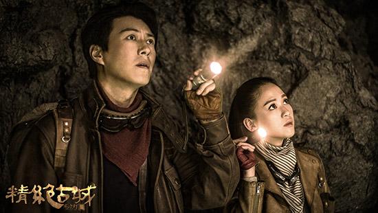 《鬼吹灯》掀热潮  靳东实力演绎“灵魂探手” 