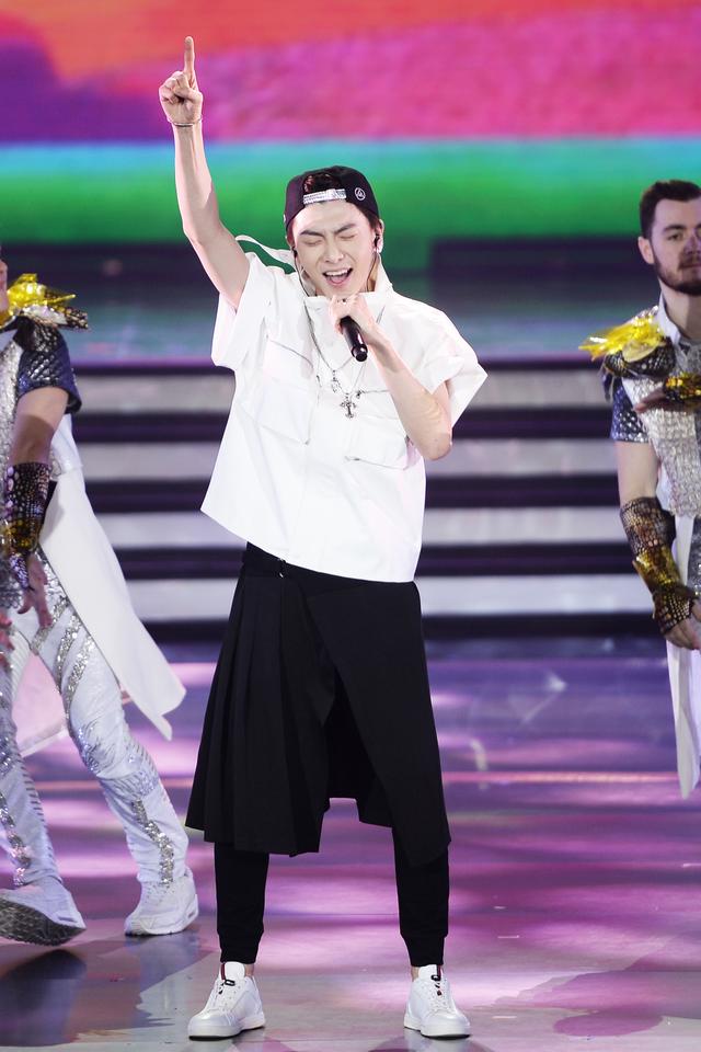 国剧盛典唱《大梦想家》的boy竟然是他!