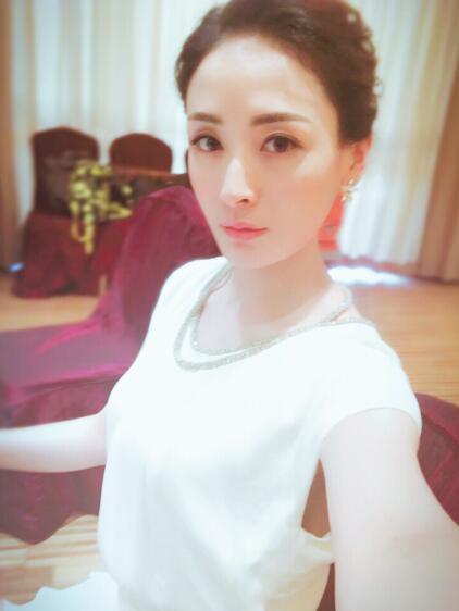 《尖锋之烈焰青春》收官 张萍娟上演霸气军火商