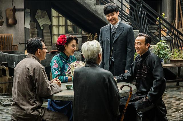 《远大前程》曝片花 赵立新“指点”陈思诚称霸