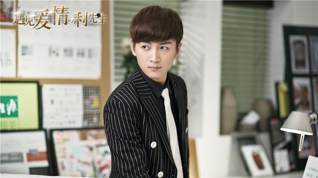 《利先生》首播获赞  陈晓周冬雨欢脱飙戏