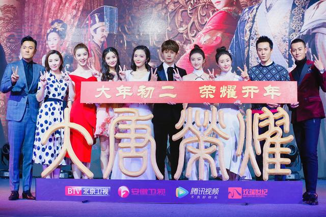 茅子俊《大唐荣耀》挑战极端性格 与景甜互比心