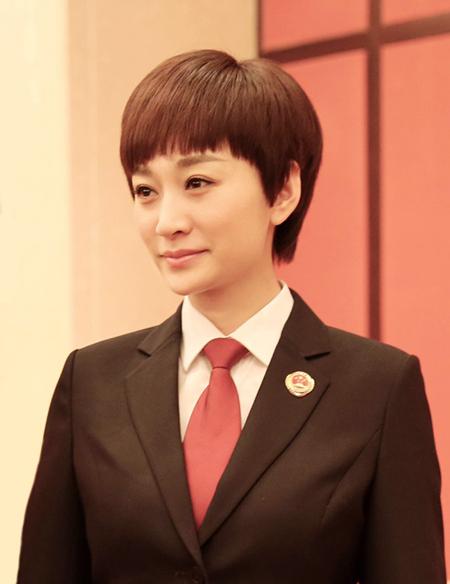 要上天？ 2017李小冉双剧开启魔性新生活