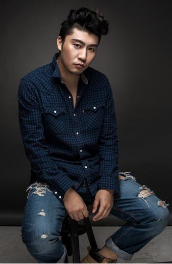 《冰锋》孔鸿浩：反派处女作几乎撕裂我的灵魂