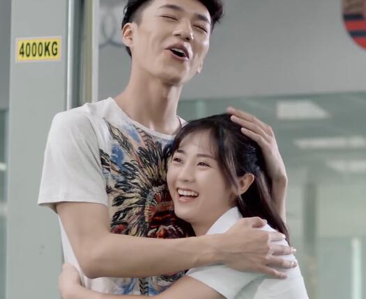 《恶魔少爷》成爆款网剧 李岑奕成大势小鲜肉