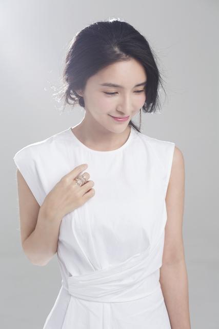 刘音《我星飞扬》正热拍 飙哭戏演技爆发