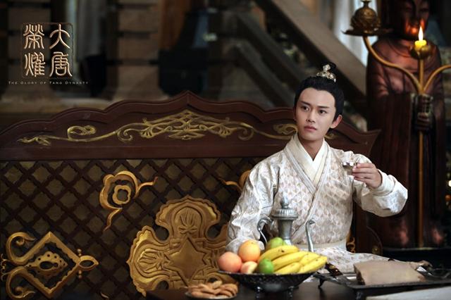 任嘉伦《大唐荣耀》与景甜重归于好 即将戎装开战