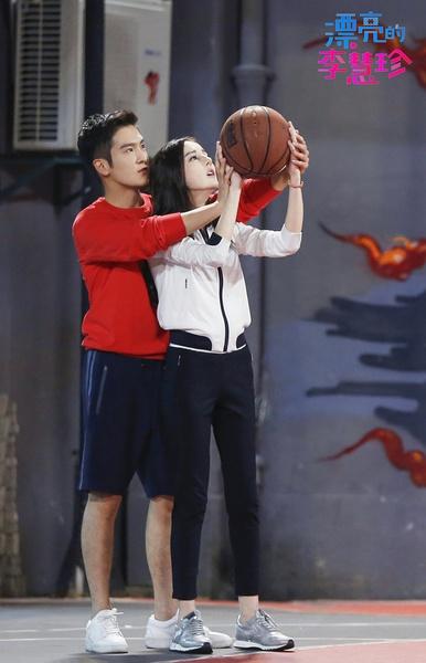 《李慧珍》导演：国内缺好剧本集数多因经济效益