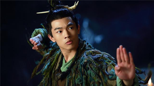 杨幂赵又廷《三生》热播 迷谷张宥浩最抢眼配角