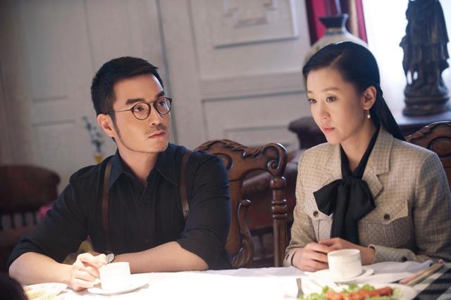 王铭铎《孤战》挑大梁引追剧热潮 演技获赞