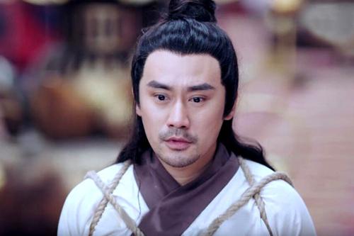 《大唐荣耀》陈冠宁领盒饭 演技形象获网友大赞