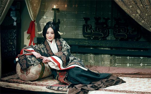 杨幂赵又廷三生情到深处 景甜任嘉伦花式防小三