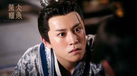 “帝王专业户”秦俊杰：演技是我唯一的出路