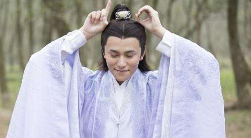 “帝王专业户”秦俊杰：演技是我唯一的出路