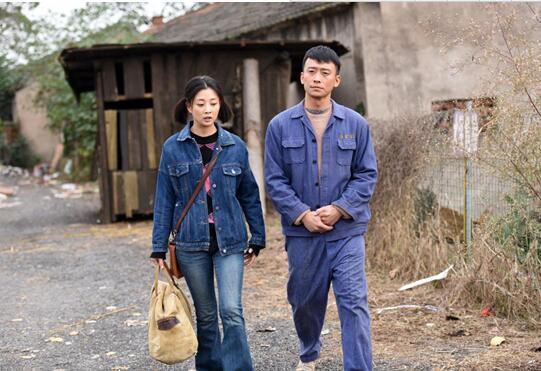 《鸡毛飞上天》将播 郑奇搭档殷桃饰演夫妻