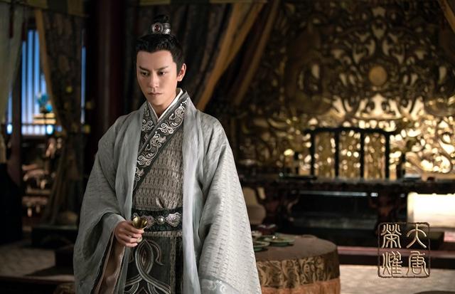 《大唐荣耀》秦俊杰“领盒饭” 访谈狂飙金句