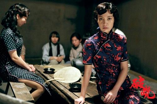 《破晓》杨雪成焦点 卷入政治阴谋命运坎坷