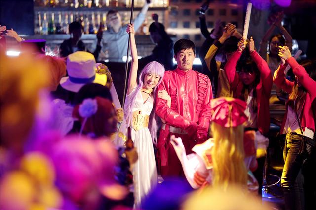 打破次元壁 郭晓东《约会恋爱》变时代战士克赛