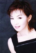 周欣纯扮演者