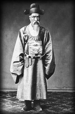 金炳学扮演者