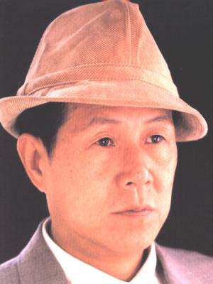 甘龙扮演者