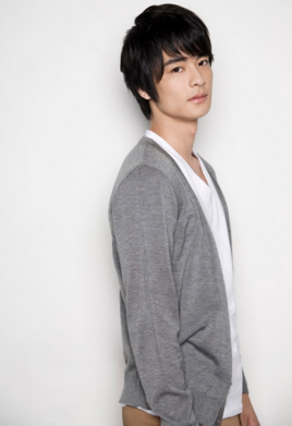尹英才扮演者