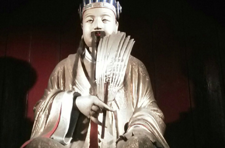 孔明扮演者