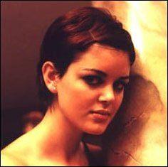 Nora Zehetner照片