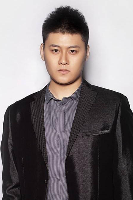 傅俊扮演者