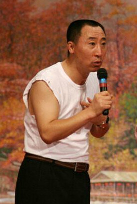 酒店老板扮演者
