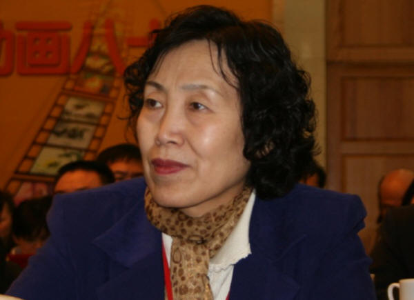 何群扮演者