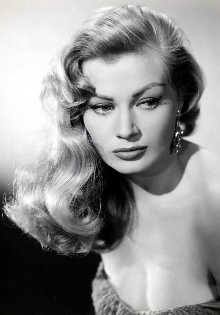 安妮塔·艾克伯格照片