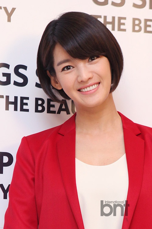 -扮演者