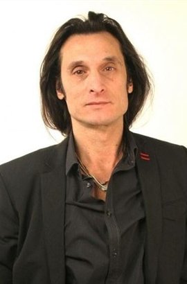 Santi Scinelli照片