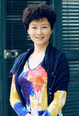 蔓蔓妈扮演者