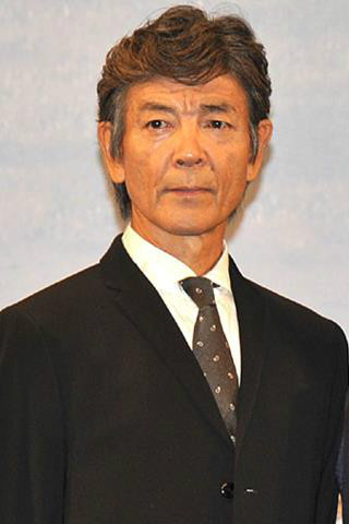 鹫坂正司扮演者