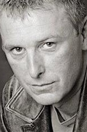 斯图尔特·格拉汉姆Stuart Graham