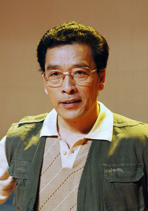 岳皓龙扮演者