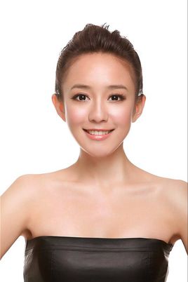 秦书瑶扮演者