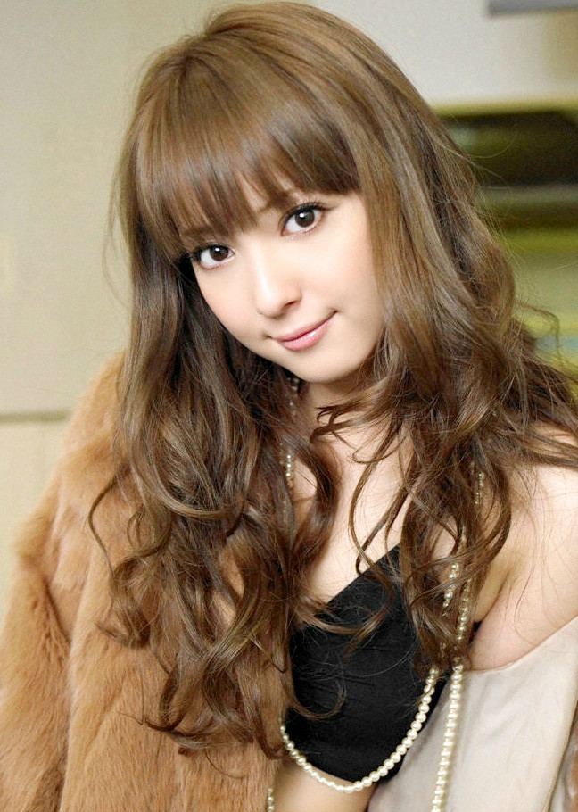 三崎麻由扮演者