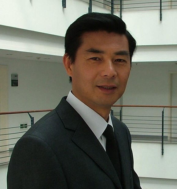 生奴扮演者