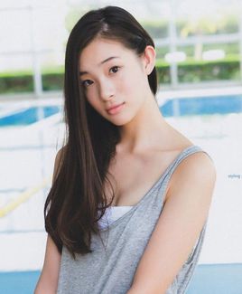 保原万里江扮演者