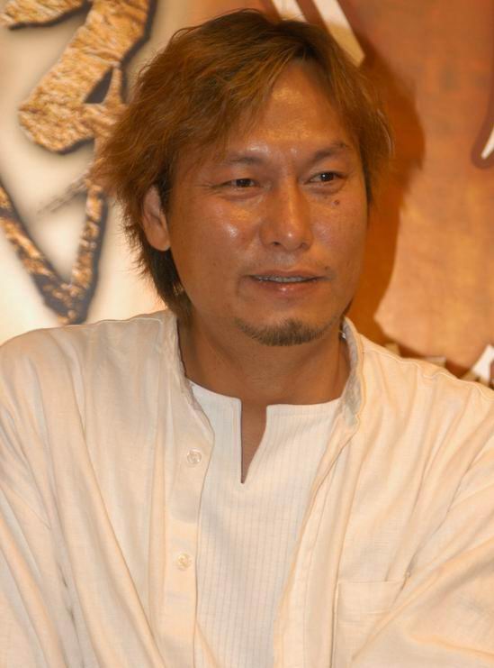 衍空扮演者